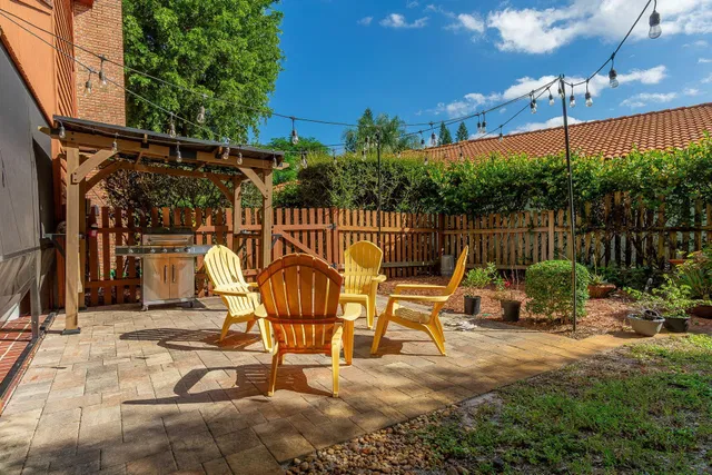 Residence photo 29