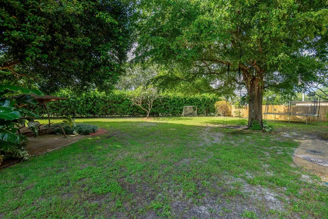 Residence photo 34