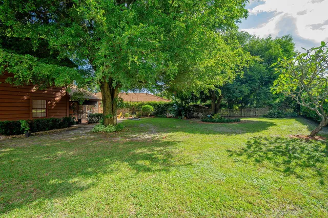 Residence photo 36