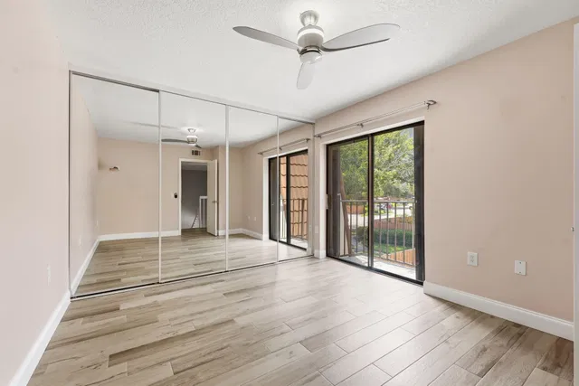 Residence photo 18