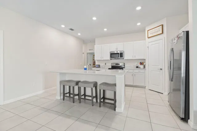  Residence photo 22