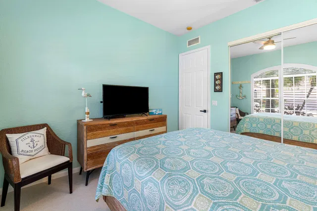 Residence photo 33