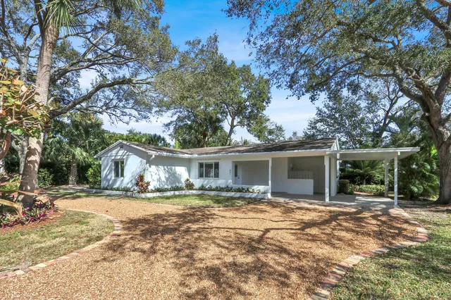 Residence photo 4
