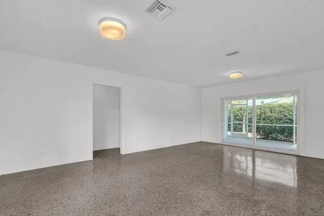Residence photo 7
