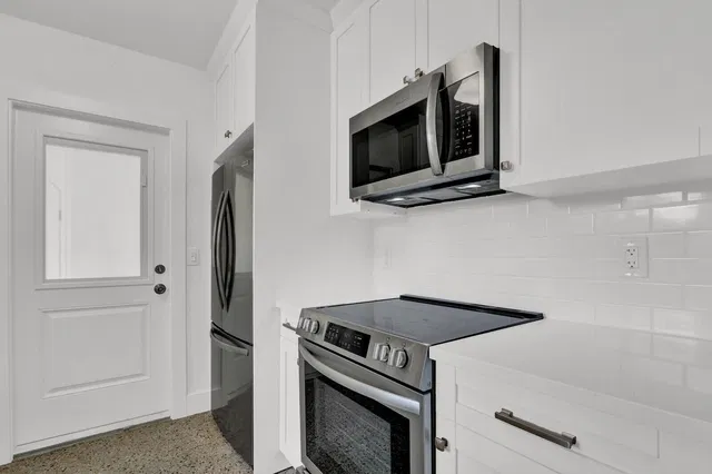 Residence photo 12