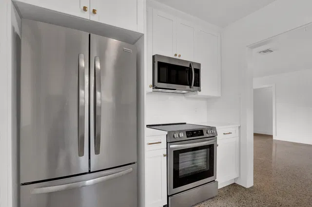 Residence photo 15