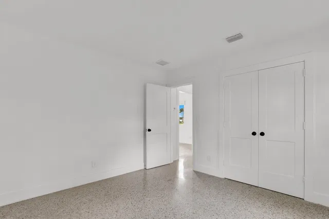 Residence photo 17