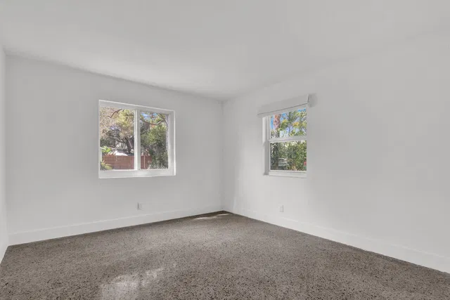 Residence photo 22
