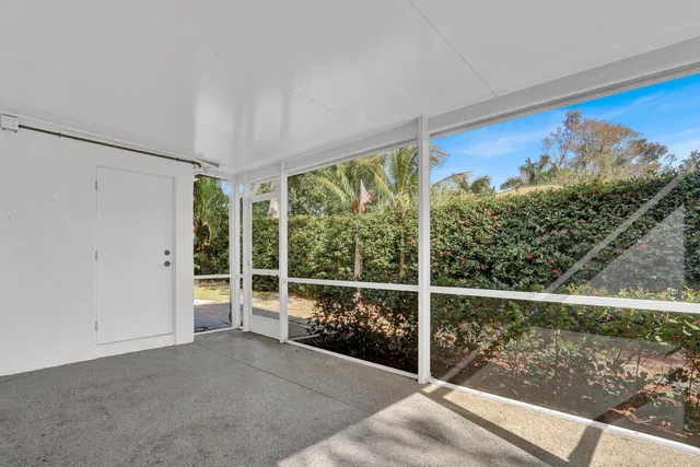 Residence photo 26