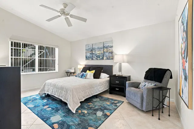 Residence photo 14