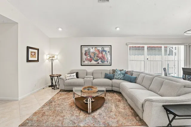Residence photo 21