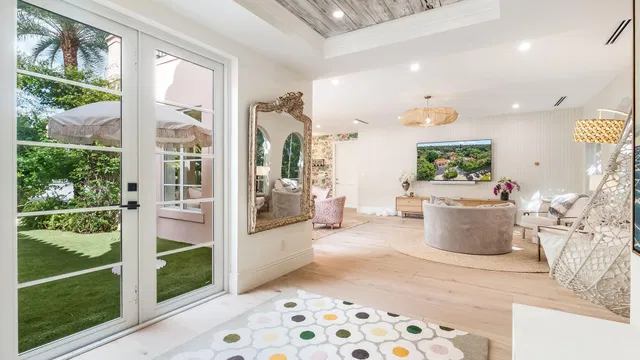 Residence photo 6