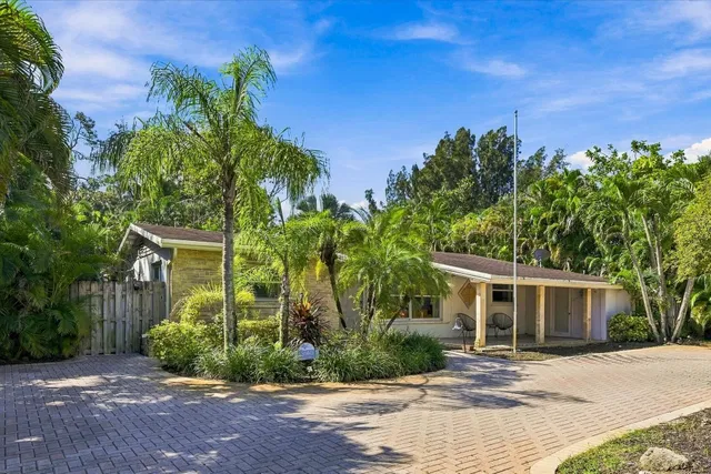 Residence photo 4