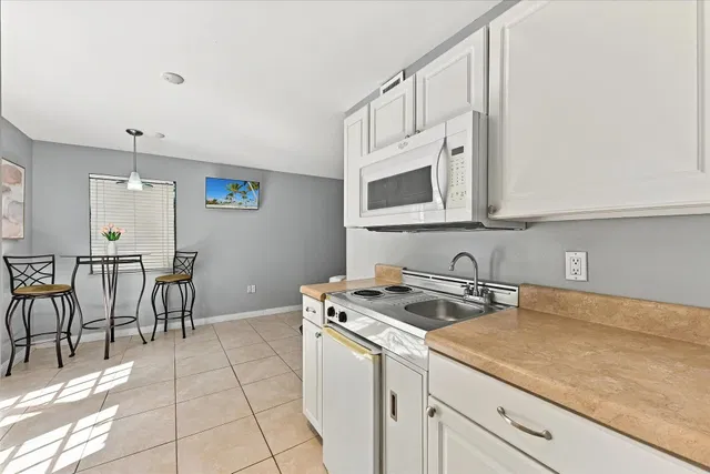 Residence photo 27
