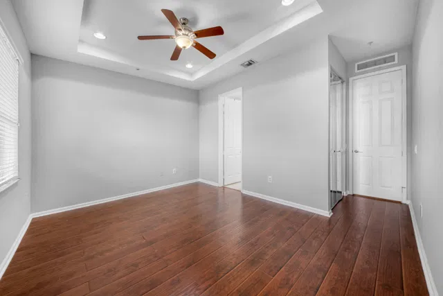 Residence photo 16