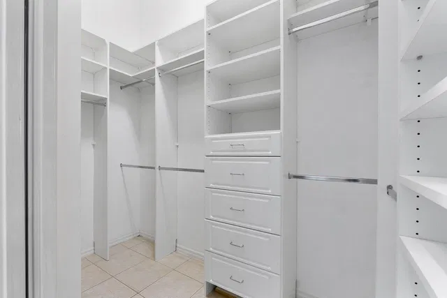 Residence photo 22