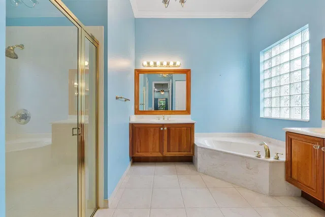 Residence photo 24