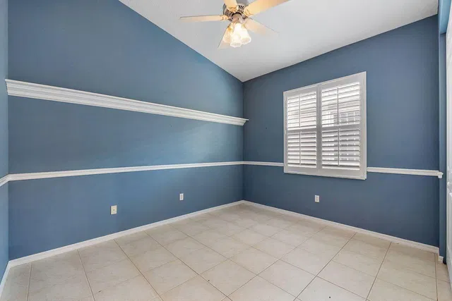 Residence photo 30