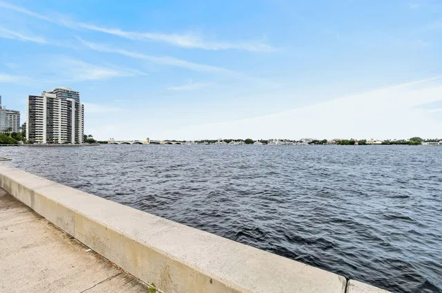 Downtown West Palm Beach Unit 2g photo 29