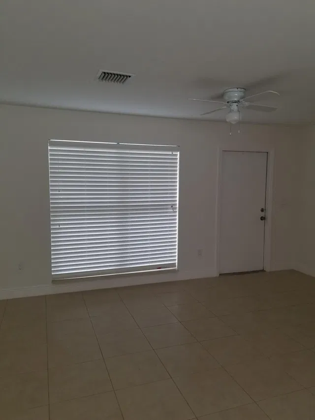 West Palm Beach Residence photo 6