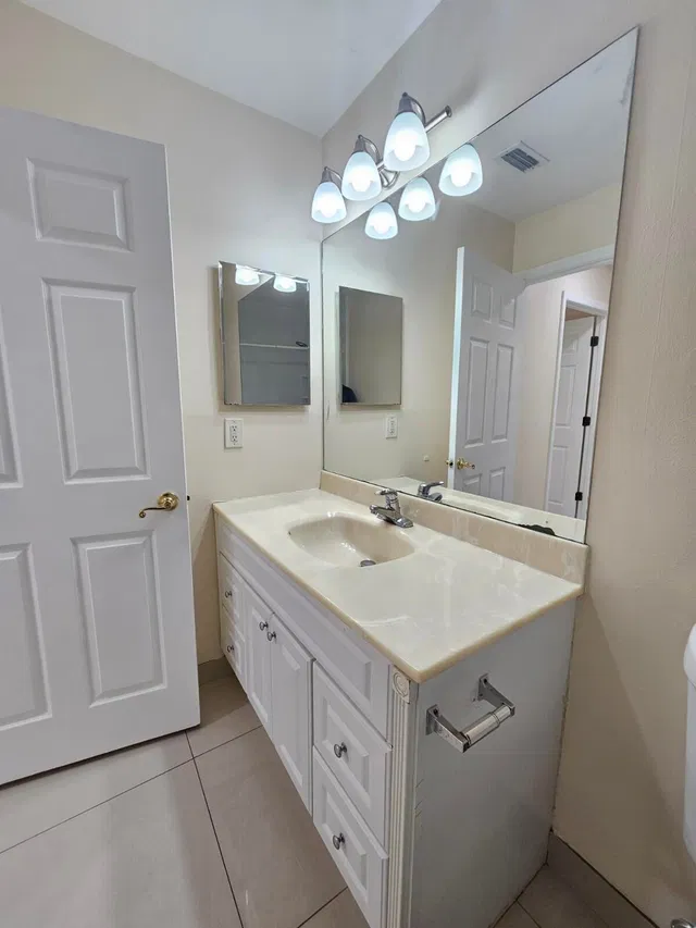 Residence photo 20