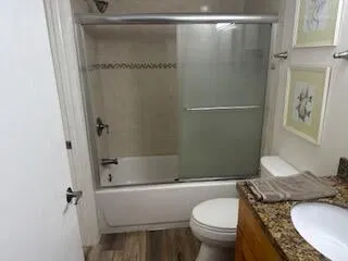 Residence photo 6