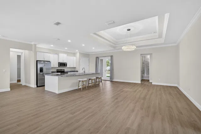 Residence photo 6