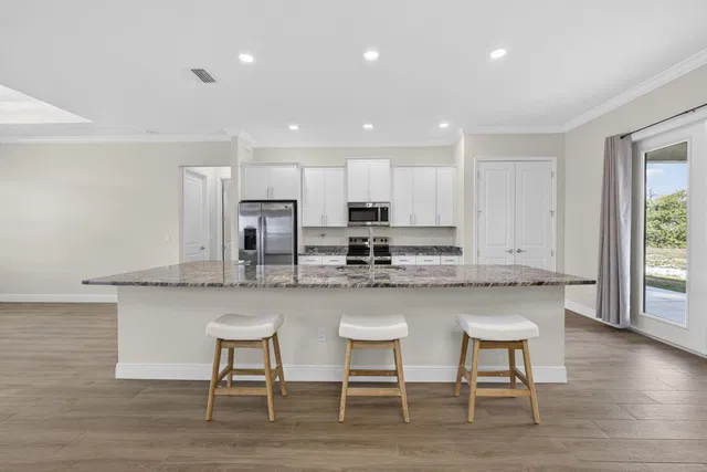 Residence photo 9