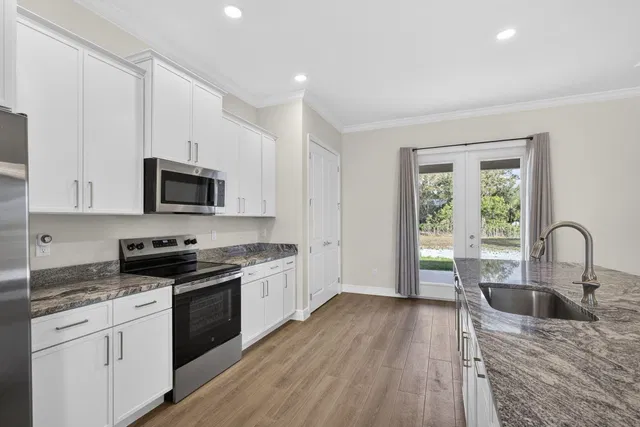 Residence photo 11