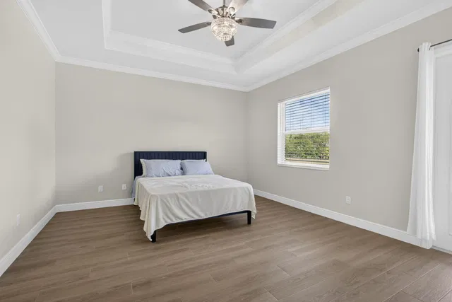 Residence photo 26