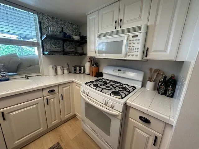 Residence photo 12