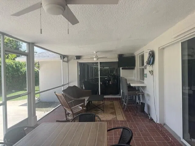 Residence photo 20