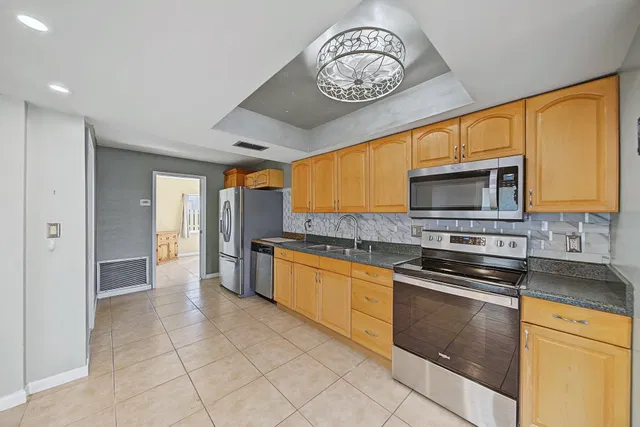 Residence photo 22