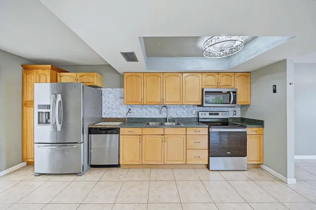 Residence photo 23