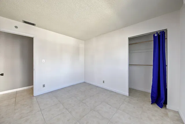 Residence photo 27