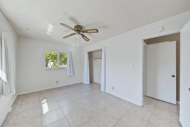 Residence photo 30