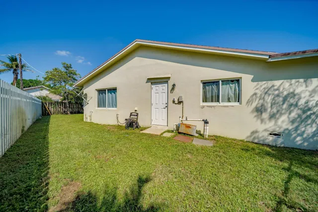 Residence photo 36