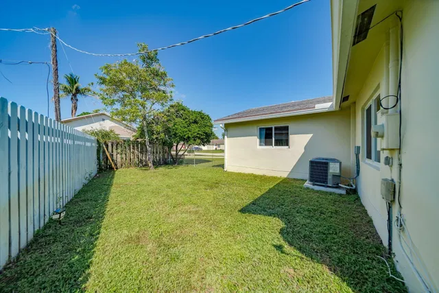 Residence photo 39