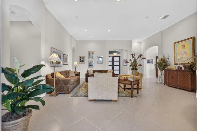 Residence photo 19