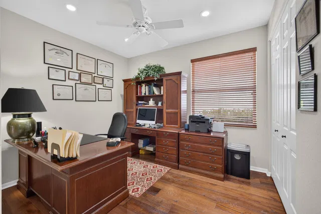 Residence photo 44