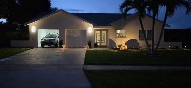 Residence photo 3
