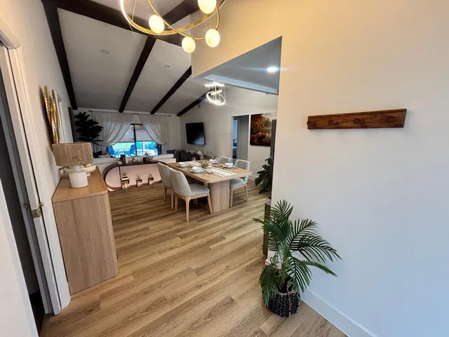 Residence photo 5