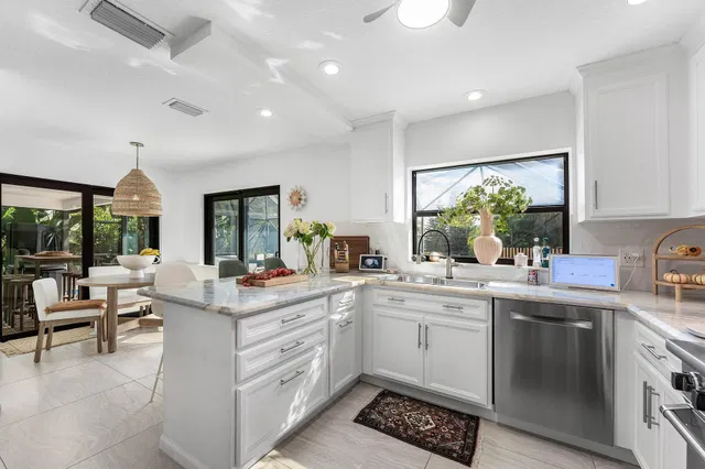 Boca Isles Residence photo 6