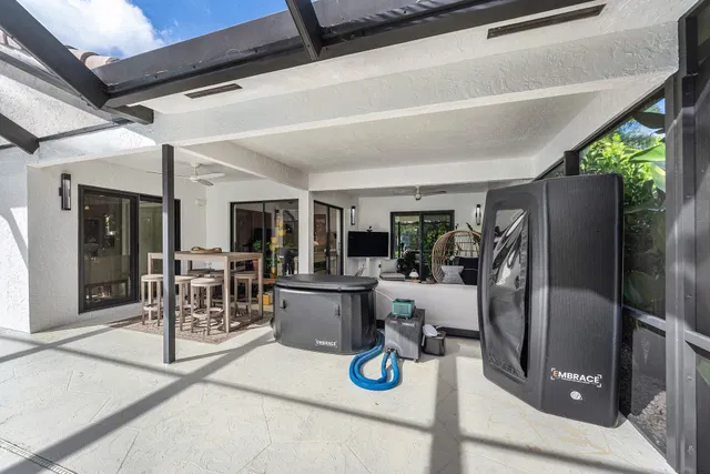Boca Isles Residence photo 17