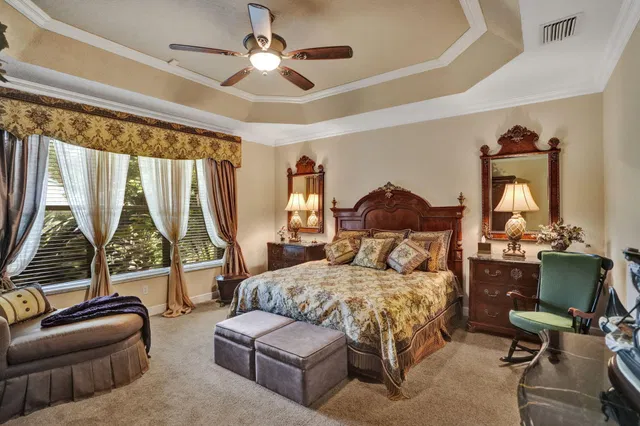 Residence photo 9