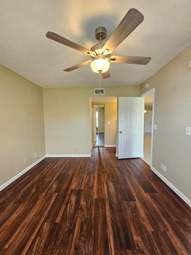 Residence photo 9
