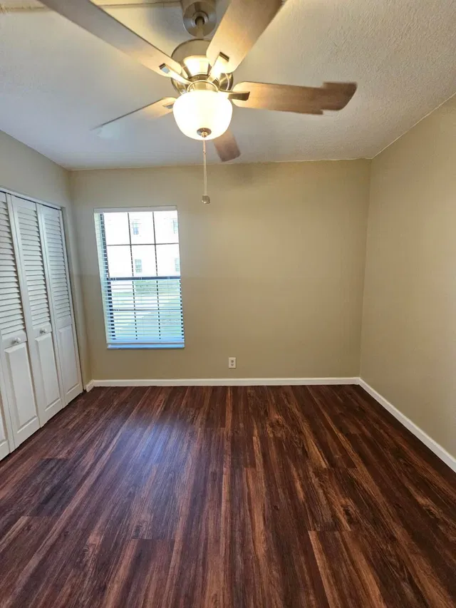Residence photo 17