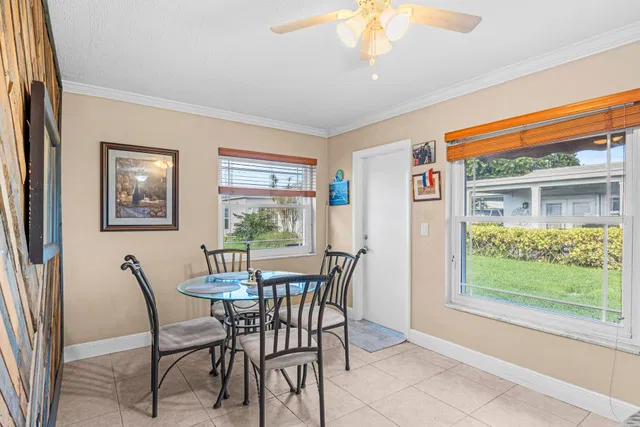Residence photo 11