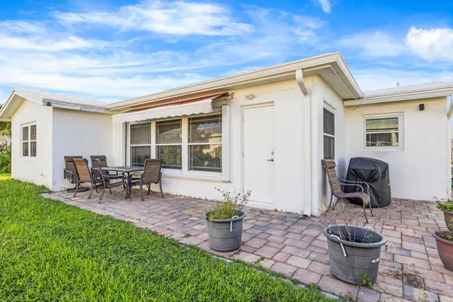 Residence photo 26