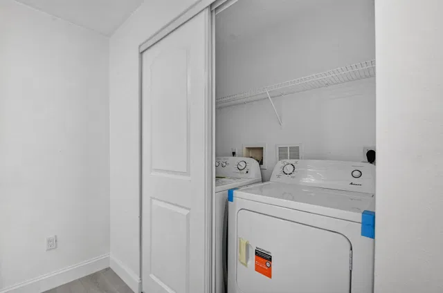 Residence photo 30